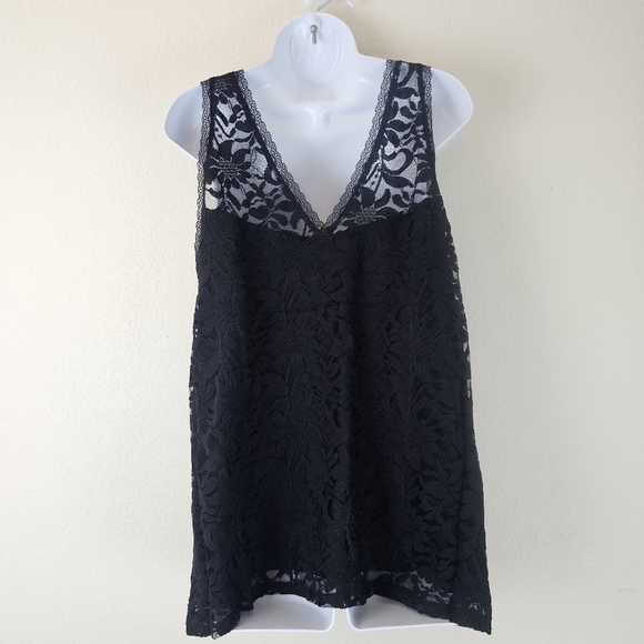 NWT Torrid Stretch Lace V-Neck Tank Black Sleeveless Top Shell Plus Size 1X - Picture 4 of 14